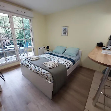 Bonvallet - Paisible Et Chaleureux Avec Balcon Apartman